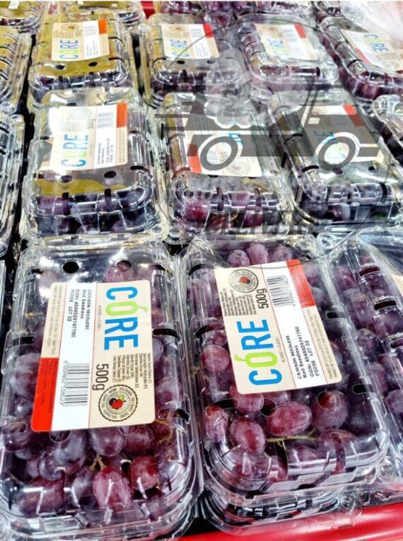 Red grapes 500g boz fruits delivery. Jpg